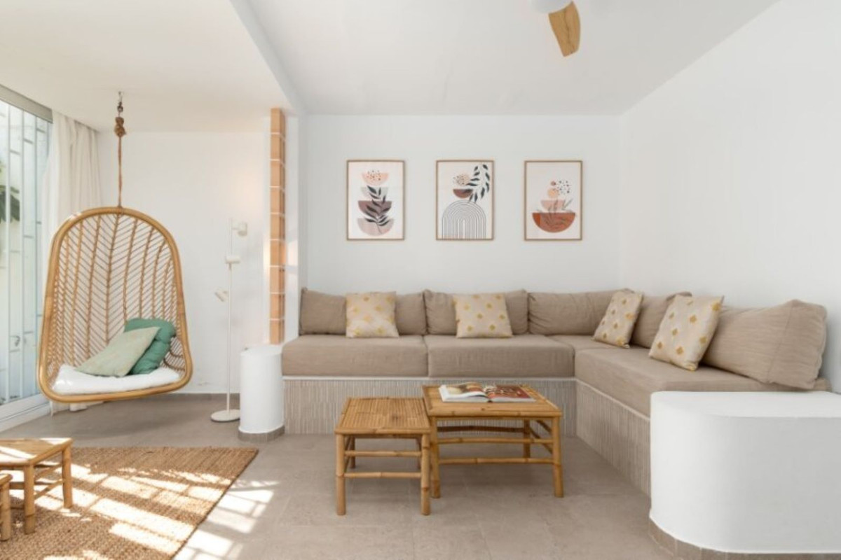 Appartement te koop in Calahonda | 2 slaapkamers H5407783