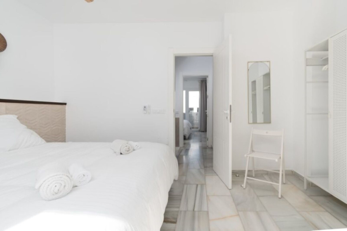 Appartement te koop in Calahonda | 2 slaapkamers H5407783