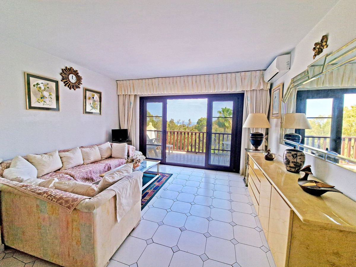 Appartement te koop in Calahonda | 2 slaapkamers H5408224
