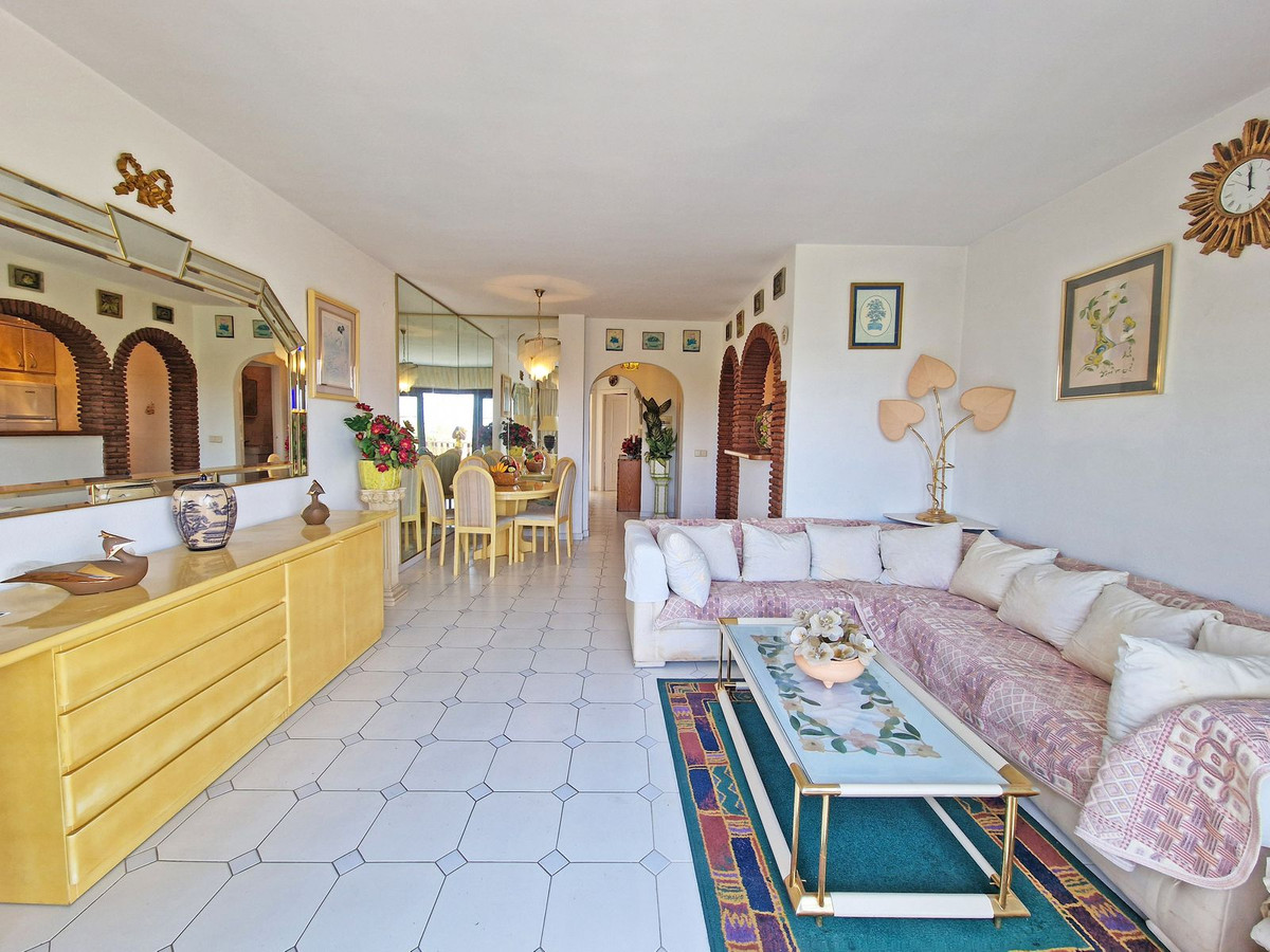 Appartement te koop in Calahonda | 2 slaapkamers H5408224