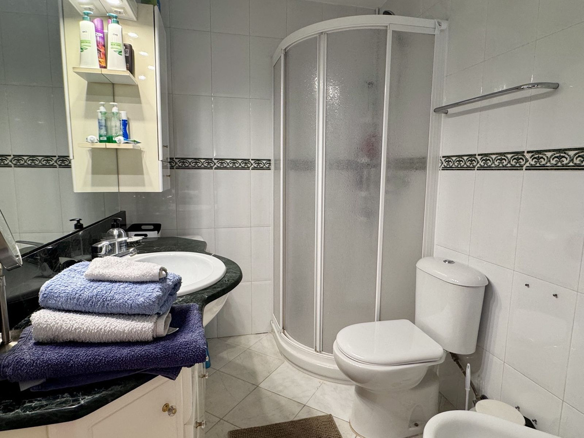 Appartement te koop in Calahonda | 2 slaapkamers H5423224