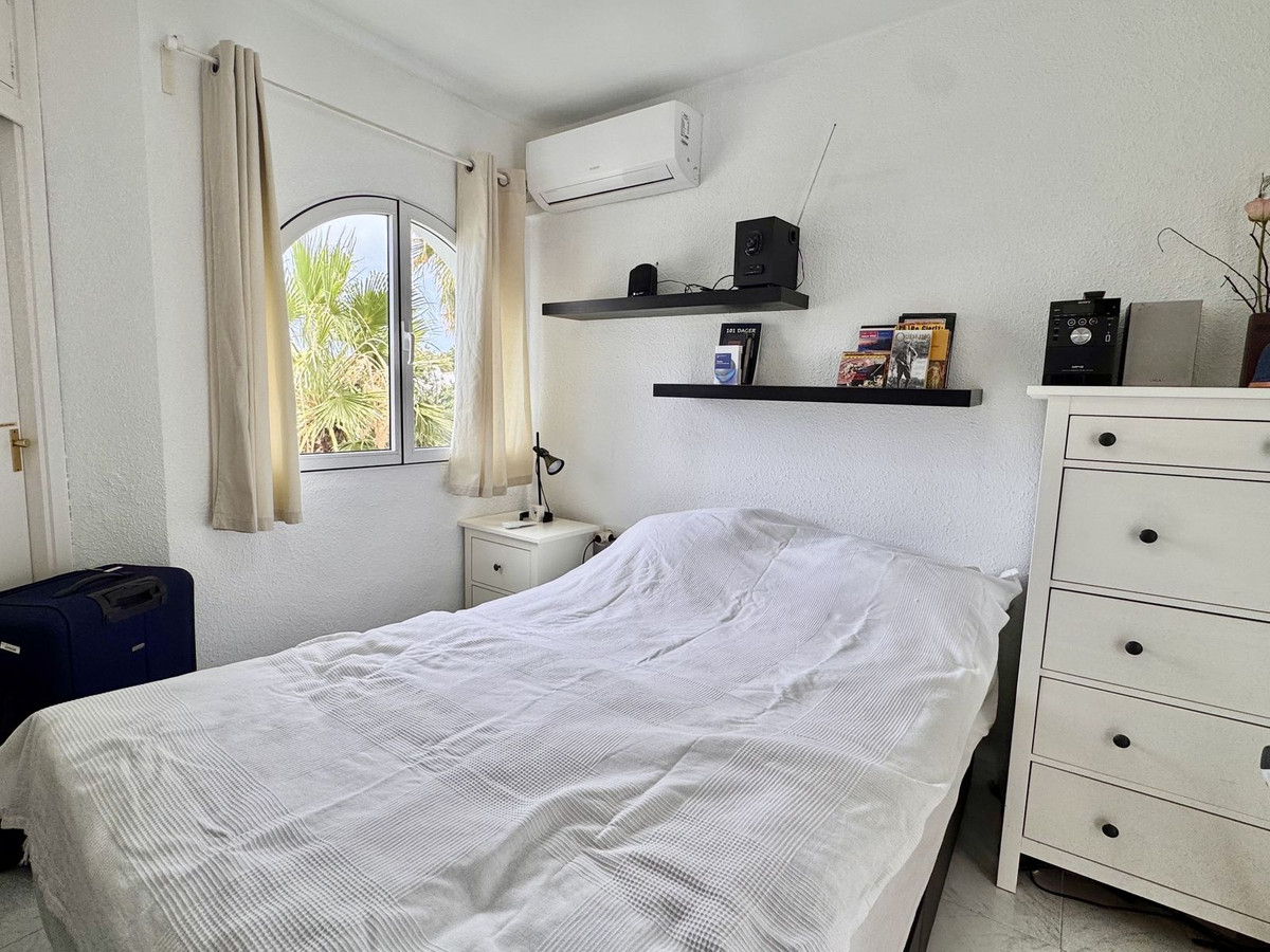 Appartement te koop in Calahonda | 2 slaapkamers H5423224