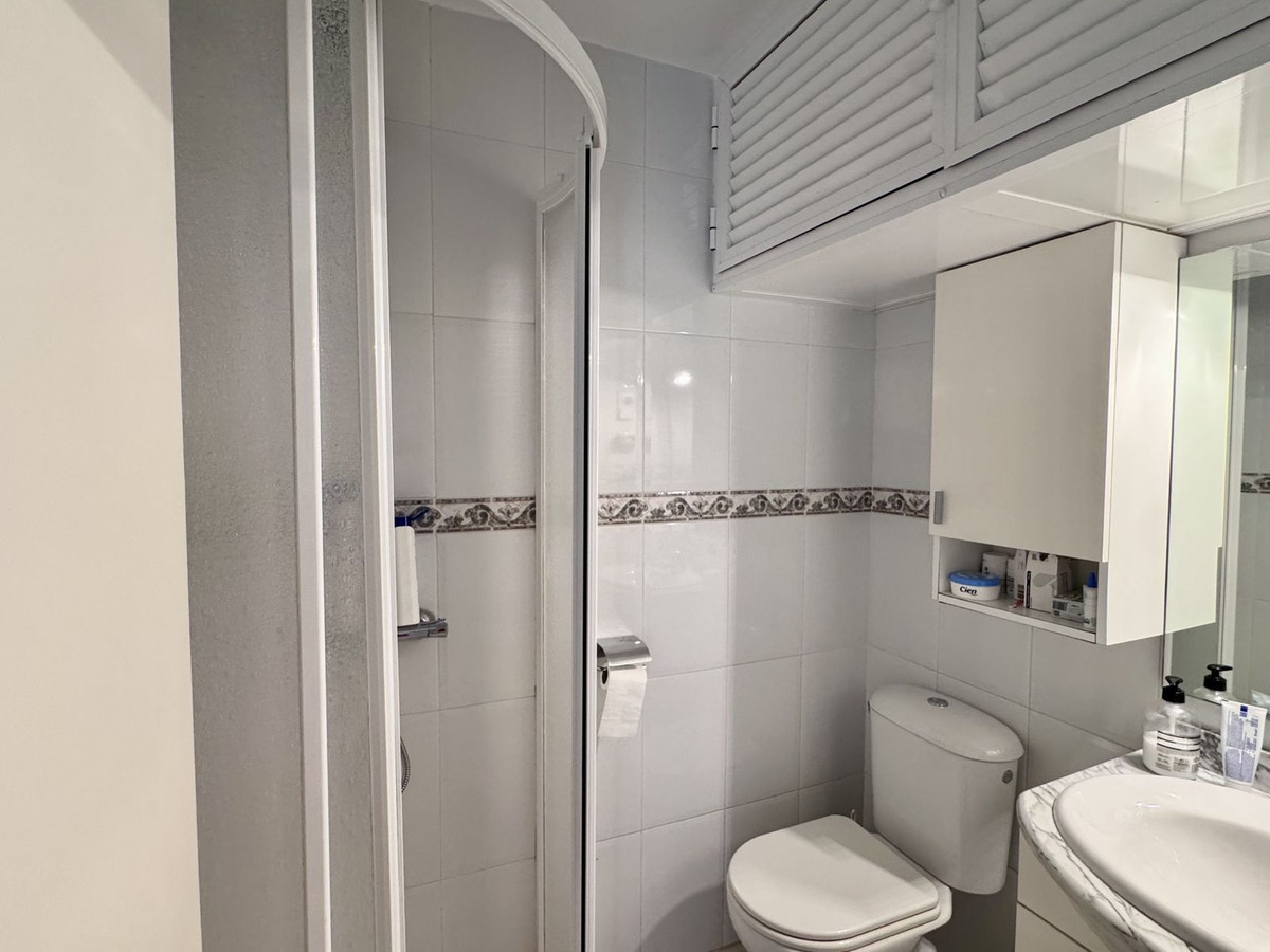 Appartement te koop in Calahonda | 2 slaapkamers H5423224