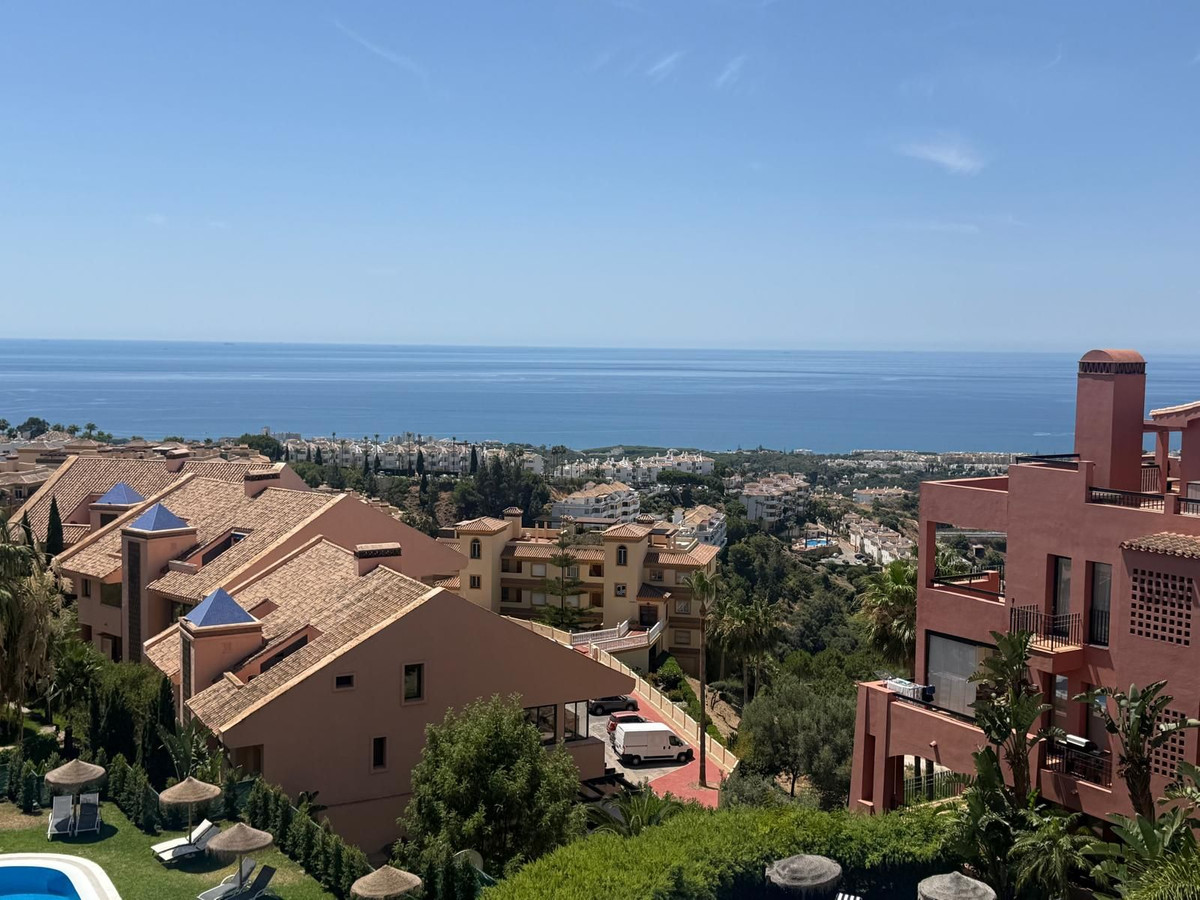 Appartement te koop in Calahonda | 2 slaapkamers H5433064