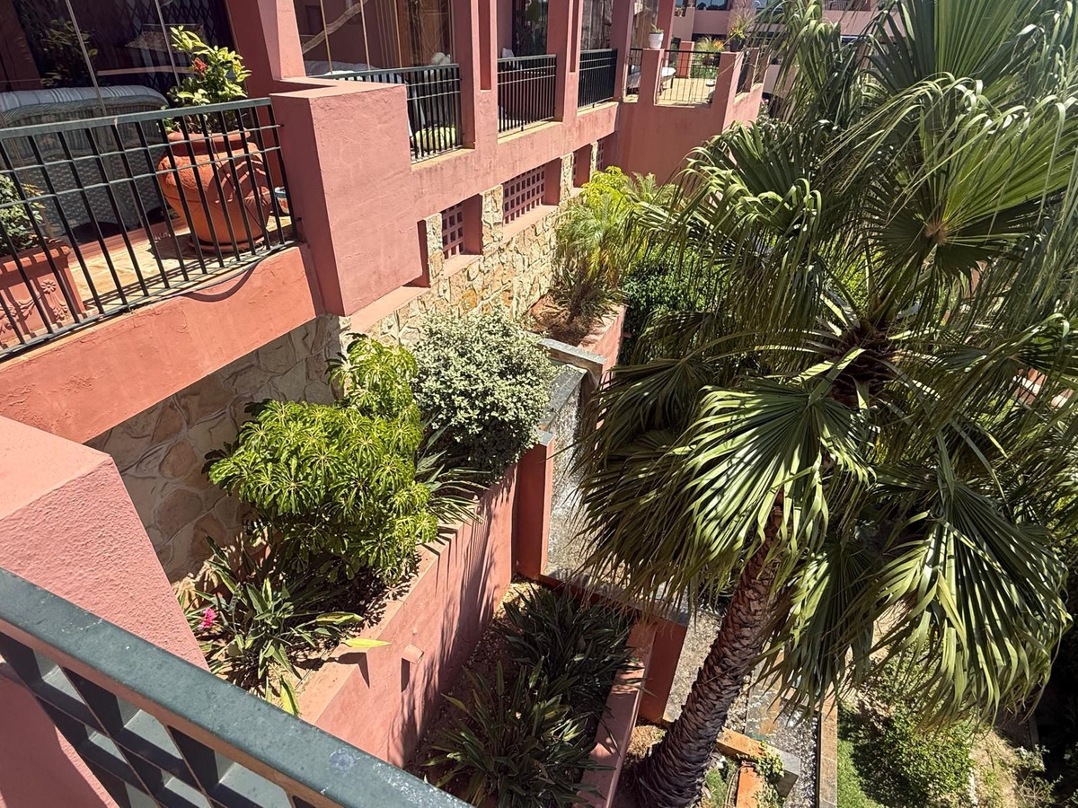 Appartement te koop in Calahonda | 2 slaapkamers H5433064