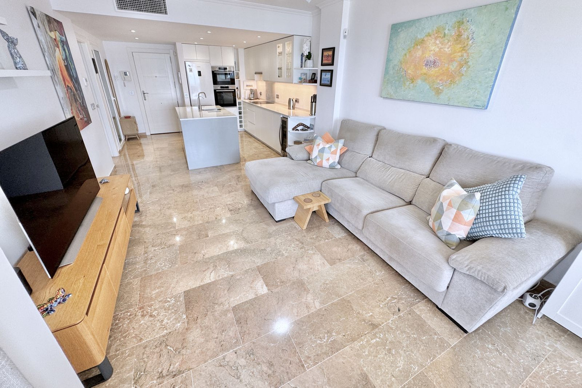 Appartement te koop in Calahonda | 2 slaapkamers H5433196