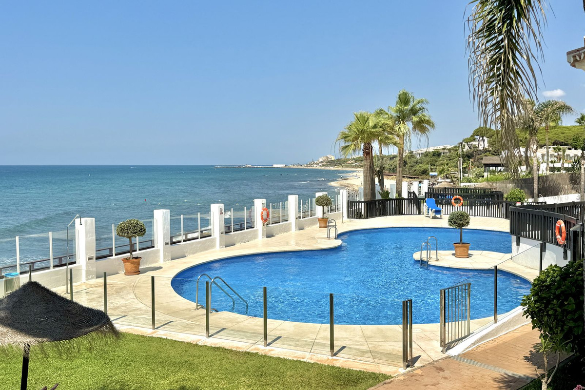 Appartement te koop in Calahonda | 2 slaapkamers H5433196