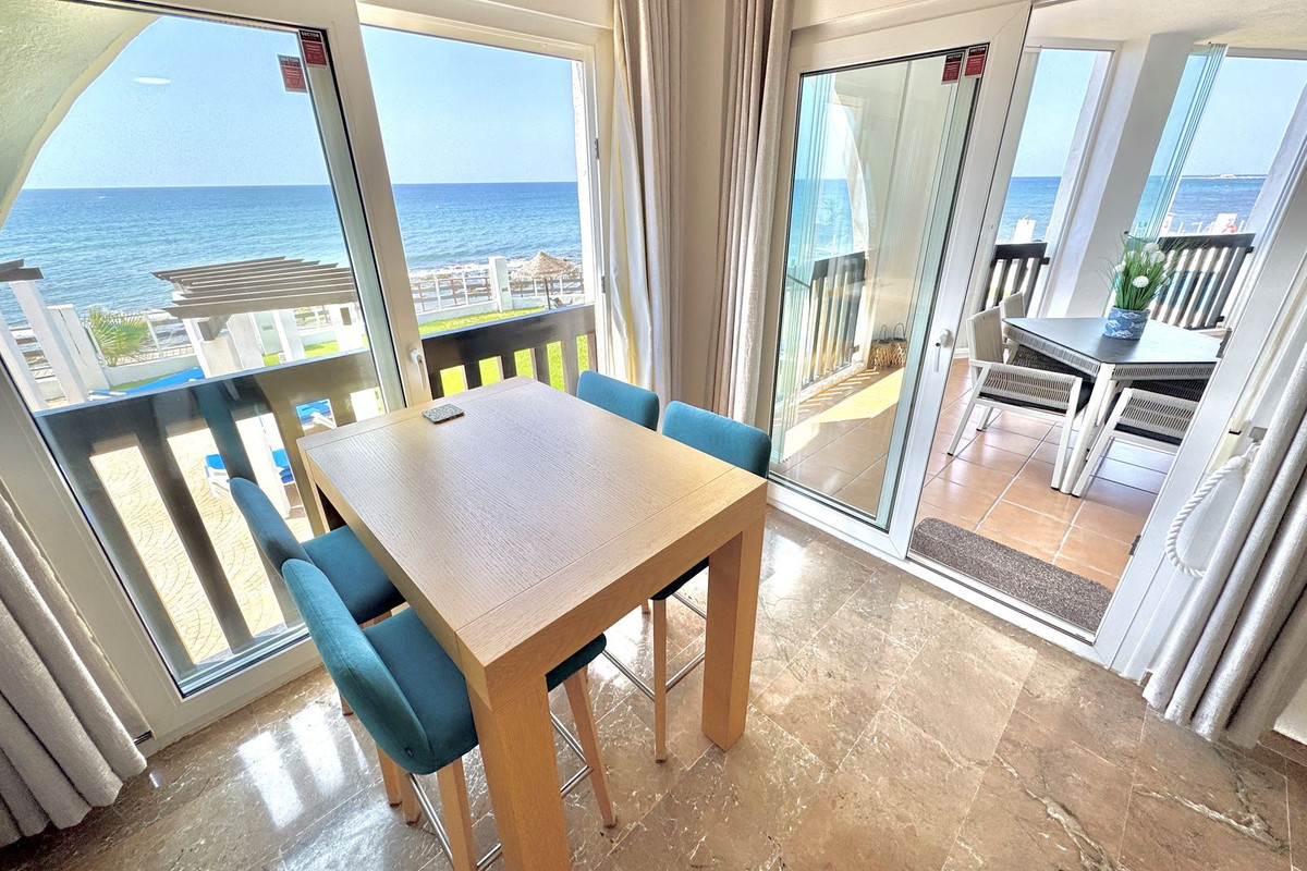 Appartement te koop in Calahonda | 2 slaapkamers H5433196
