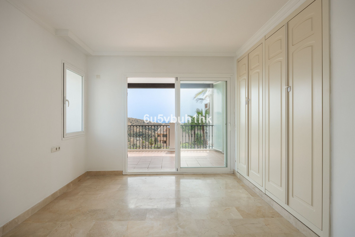 Appartement te koop in Calahonda | 2 slaapkamers H5440231