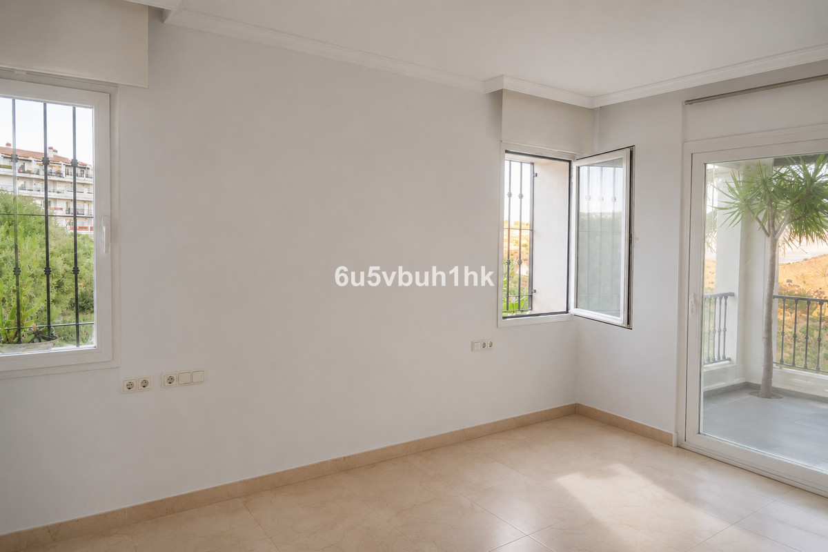 Appartement te koop in Calahonda | 2 slaapkamers H5440231