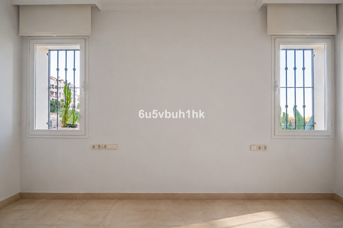 Appartement te koop in Calahonda | 2 slaapkamers H5440231