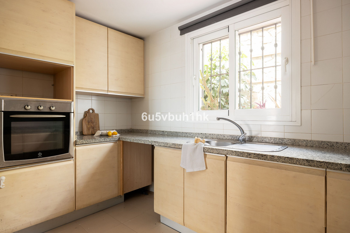 Appartement te koop in Calahonda | 2 slaapkamers H5440231