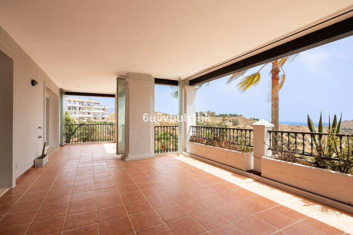 Appartement te koop in Calahonda | 2 slaapkamers H5440231