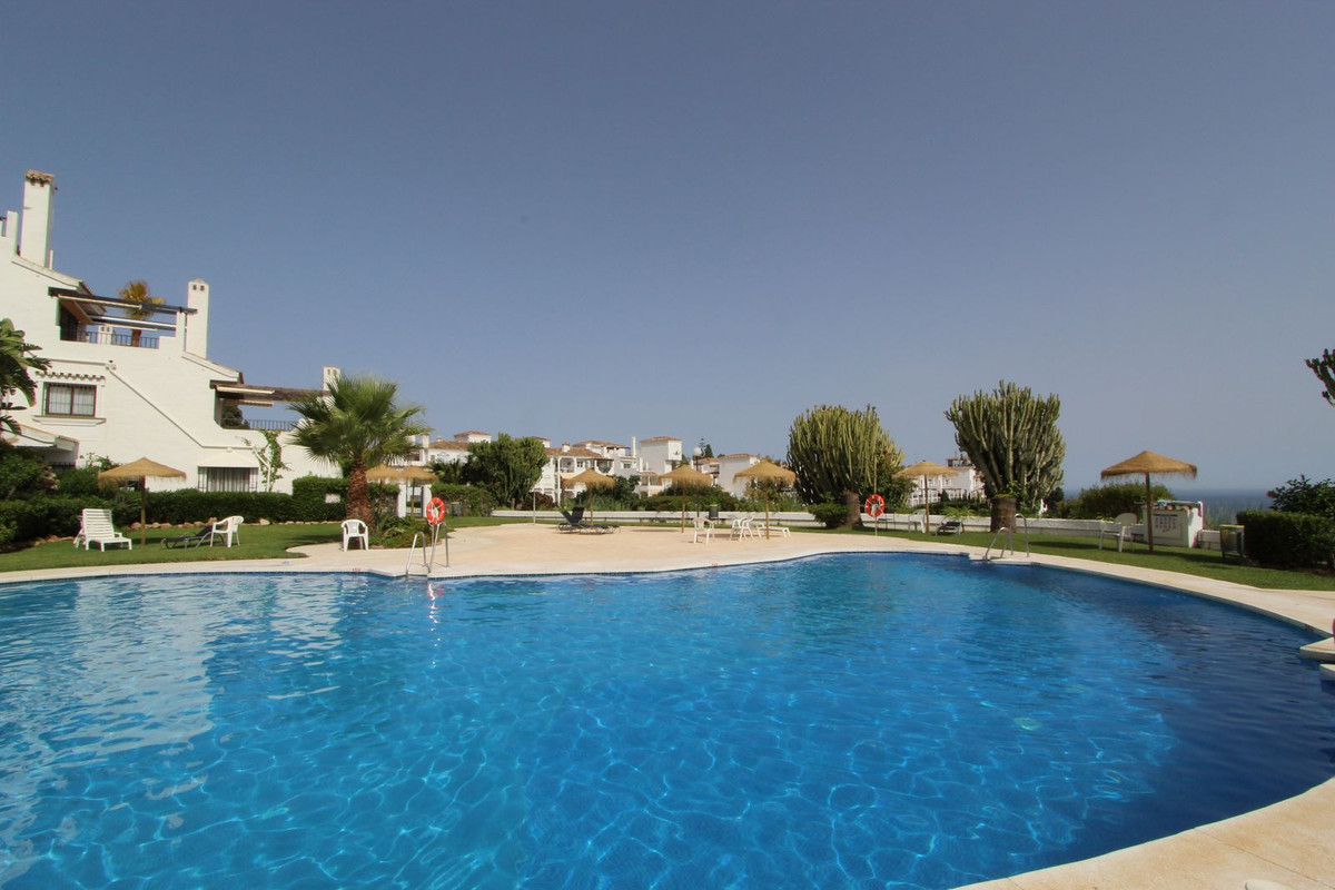 Appartement te koop in Calahonda | 2 slaapkamers H5440570