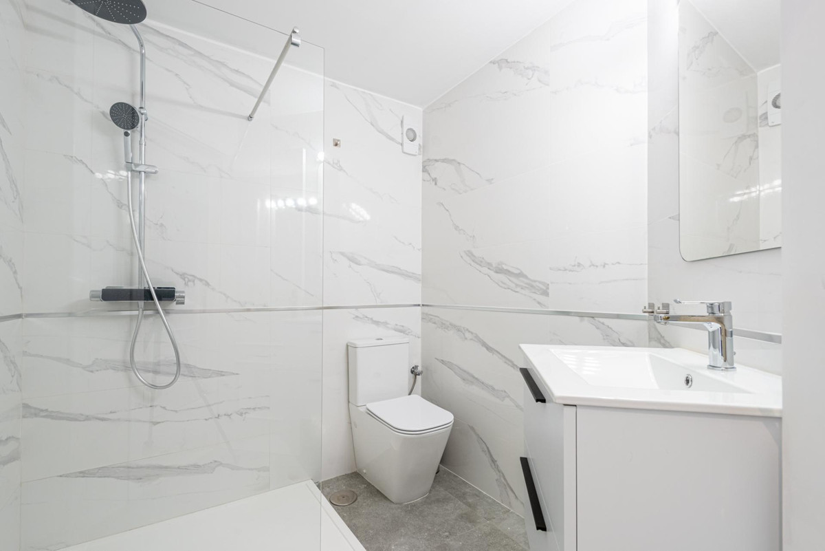 Appartement te koop in Calahonda | 2 slaapkamers H5443921