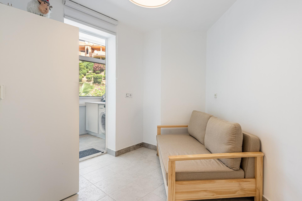 Appartement te koop in Calahonda | 2 slaapkamers H5443921
