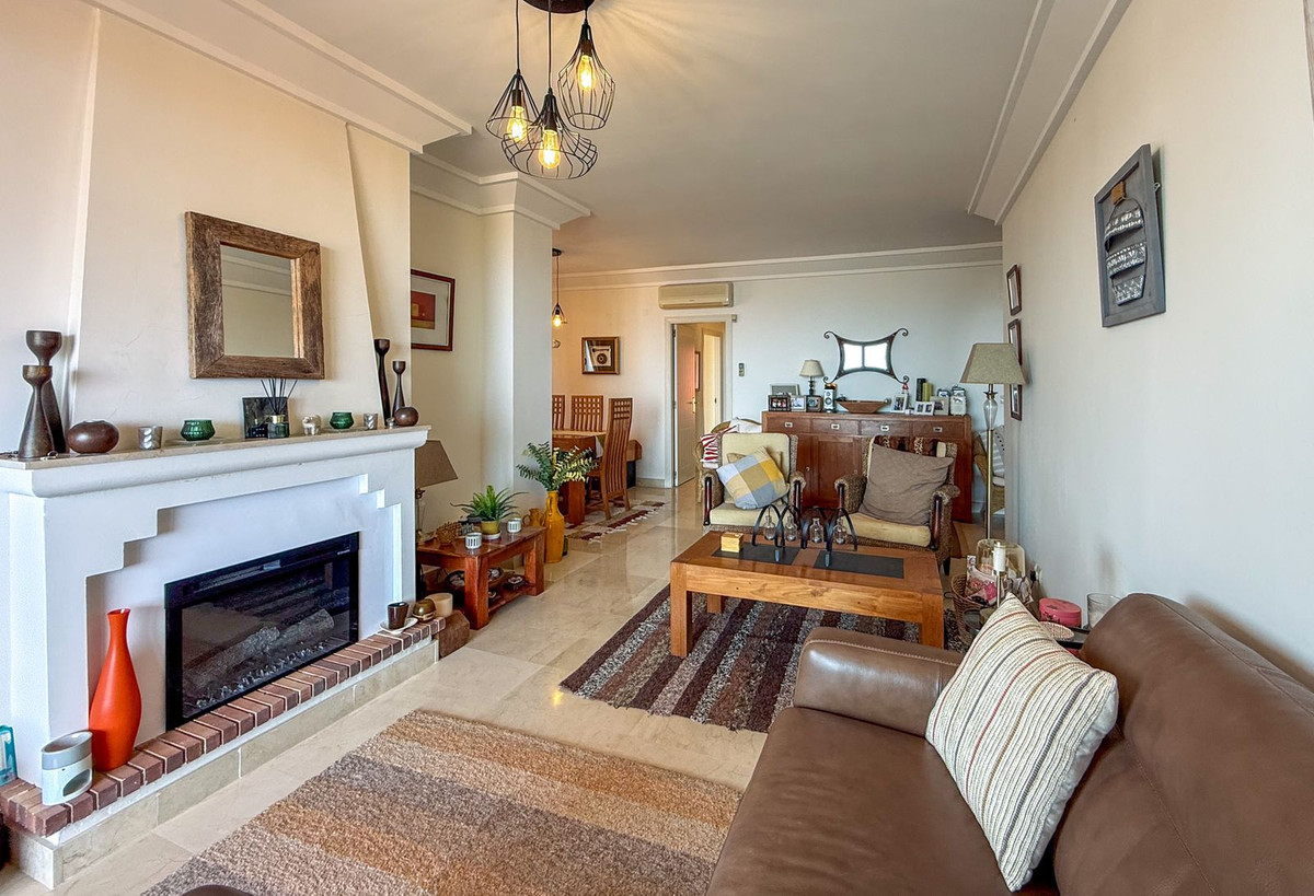 Appartement te koop in Calahonda | 3 slaapkamers H5444059