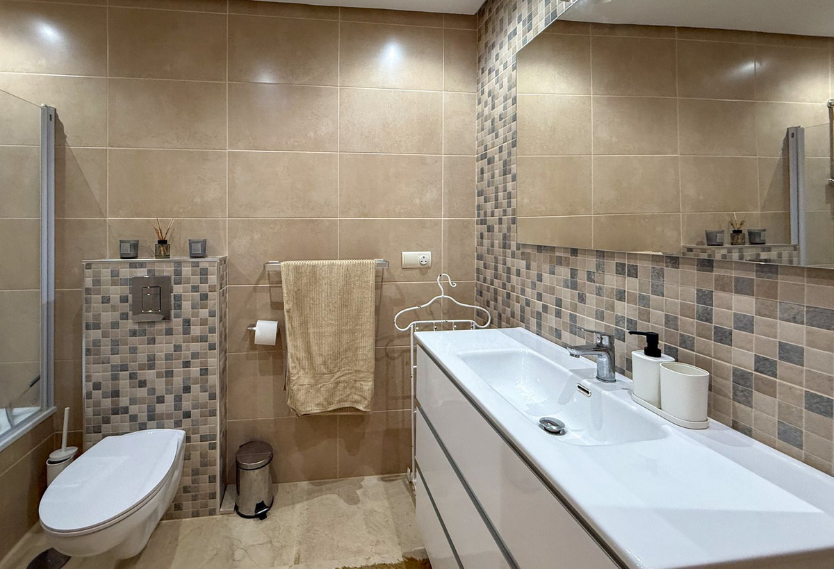 Appartement te koop in Calahonda | 3 slaapkamers H5444059