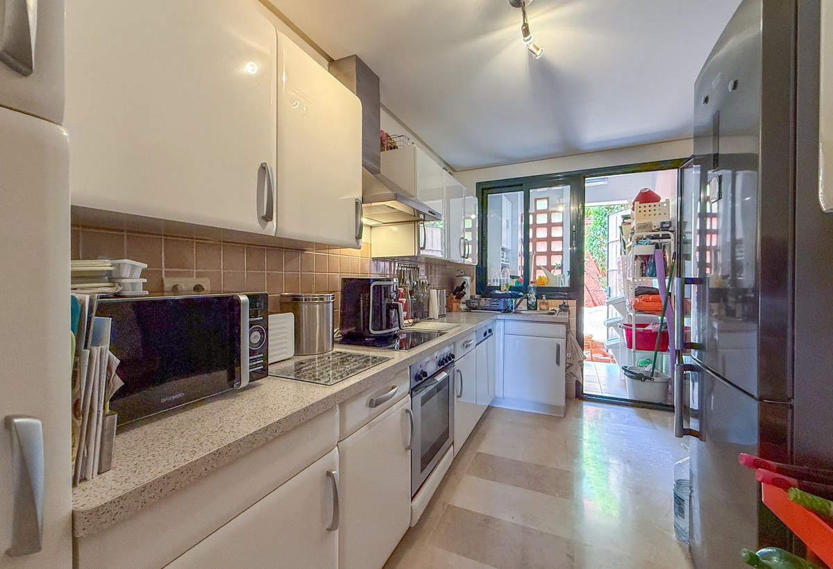 Appartement te koop in Calahonda | 3 slaapkamers H5444059