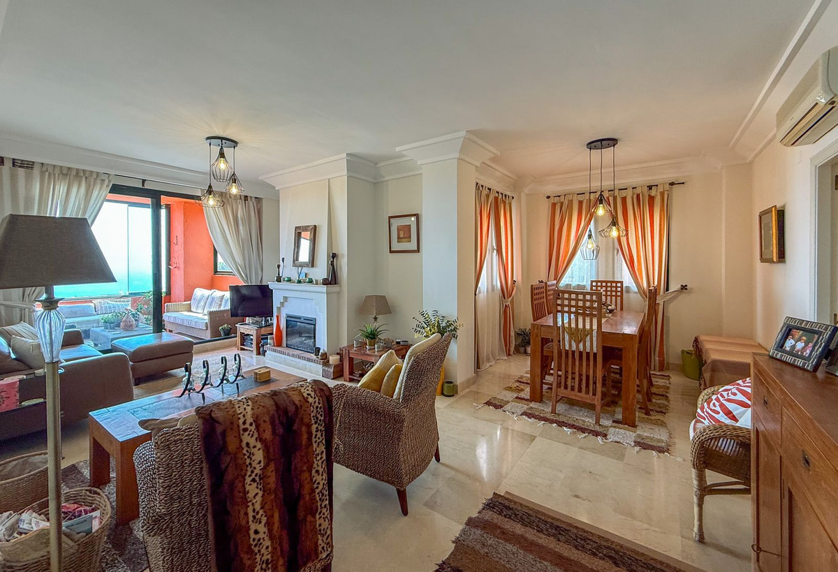Appartement te koop in Calahonda | 3 slaapkamers H5444059