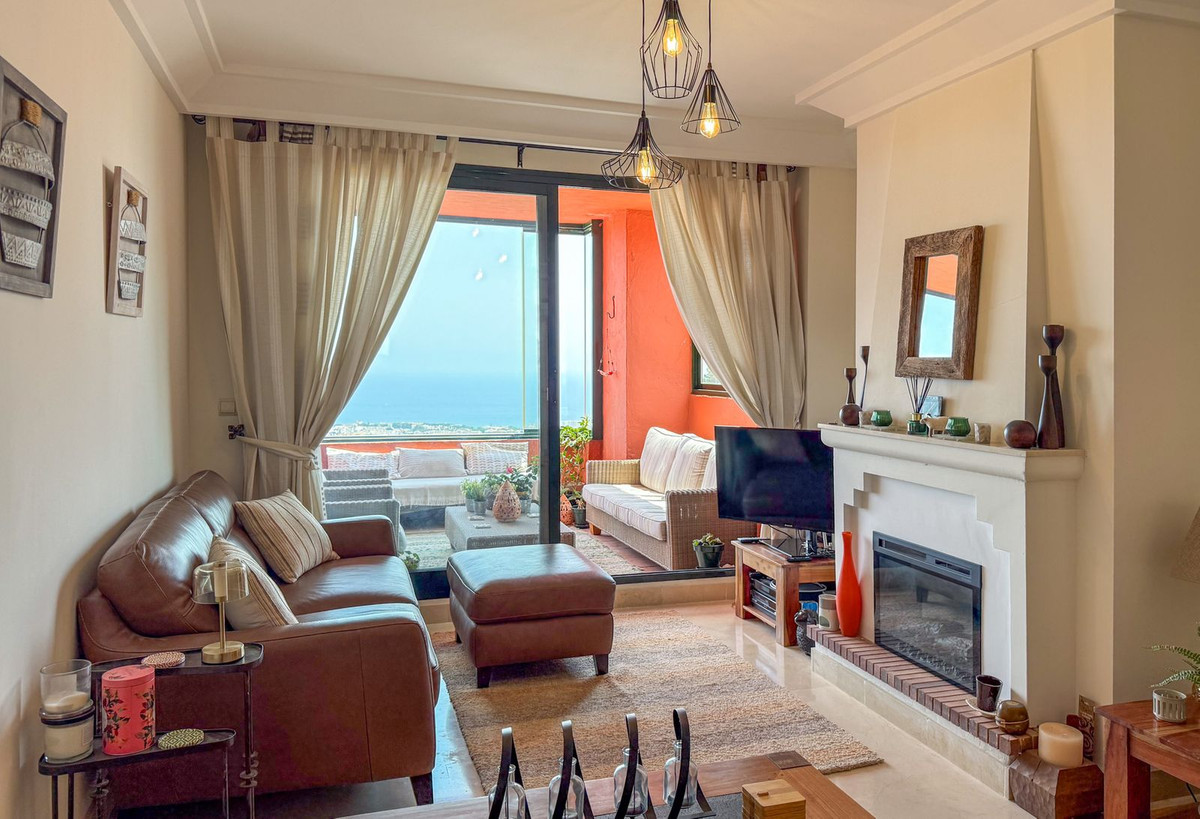 Appartement te koop in Calahonda | 3 slaapkamers H5444059