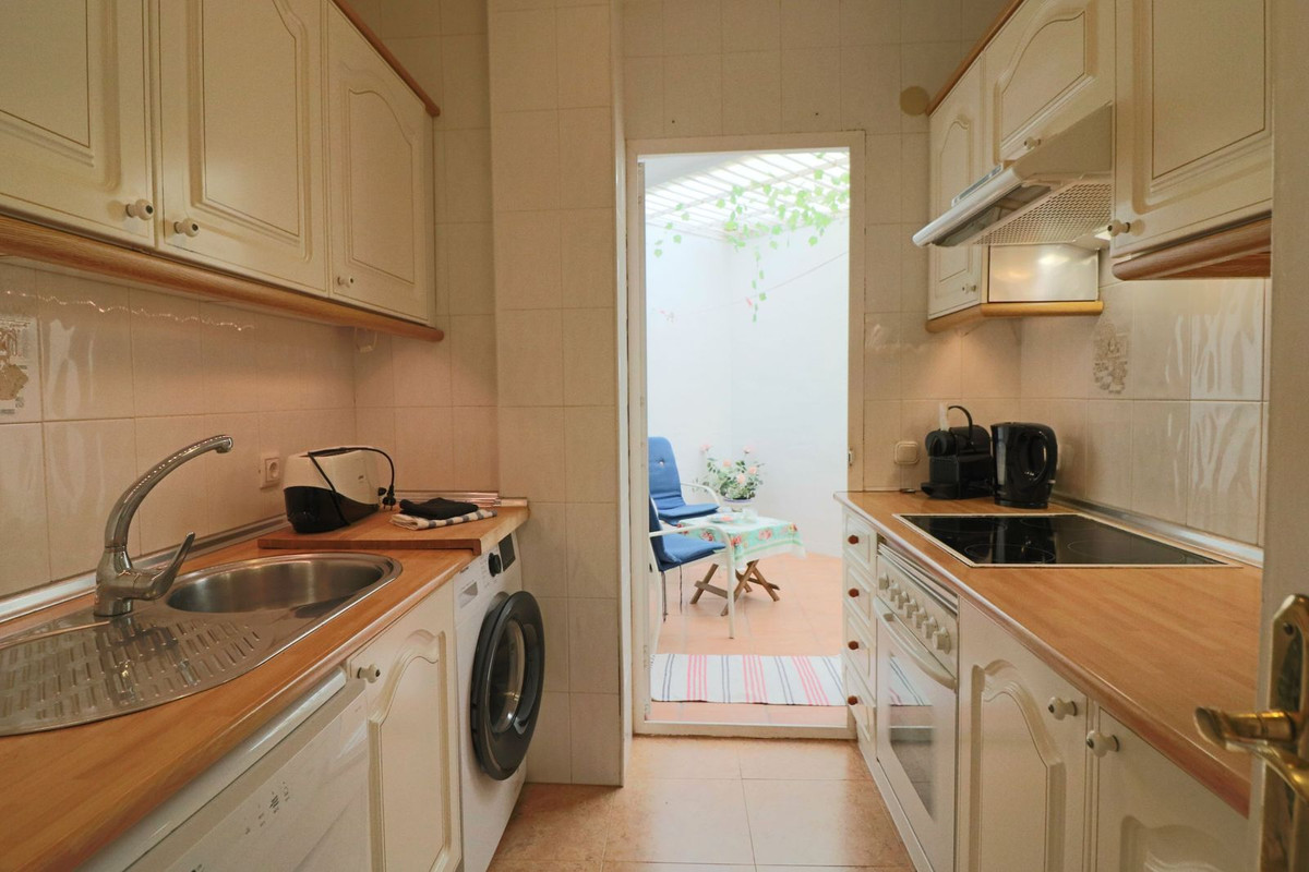 Appartement te koop in Calahonda | 2 slaapkamers H5446420