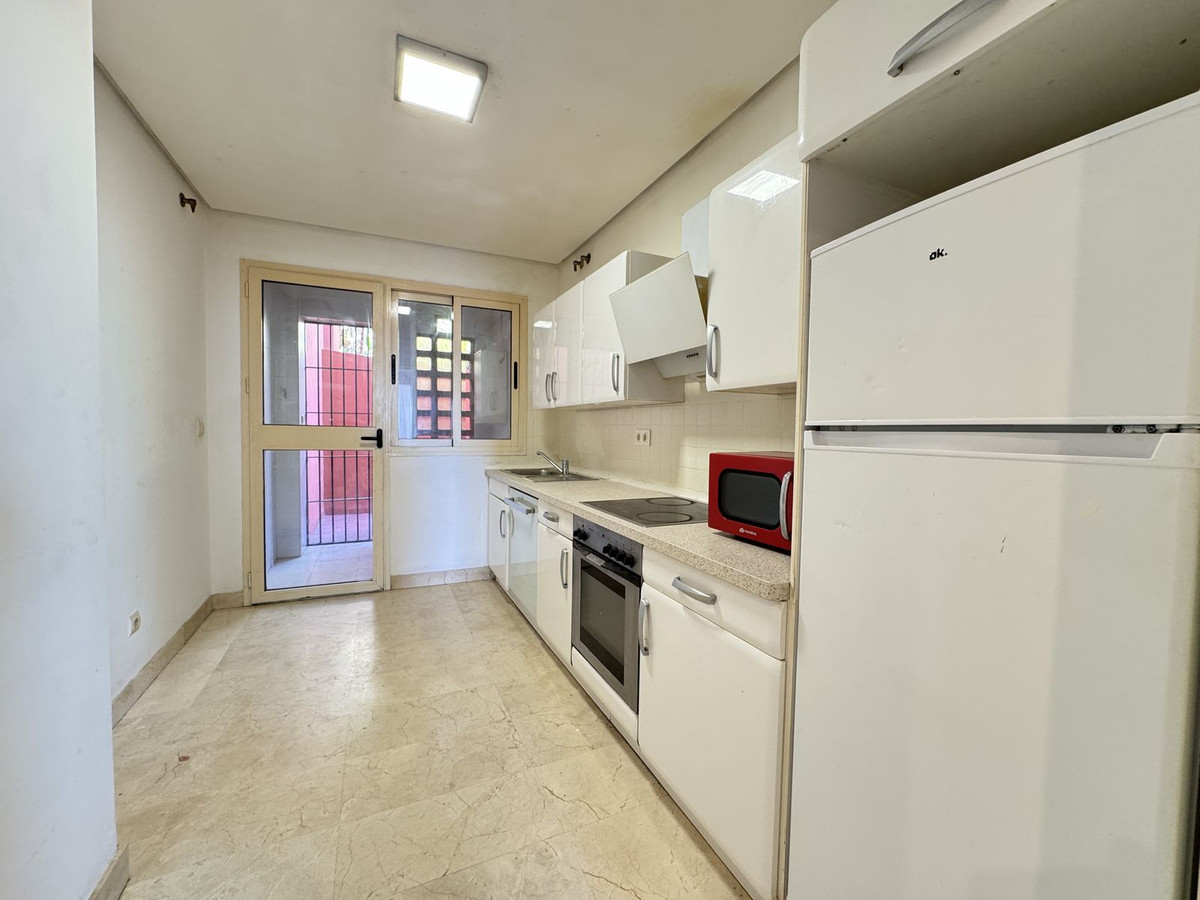 Appartement te koop in Calahonda | 2 slaapkamers H5452258