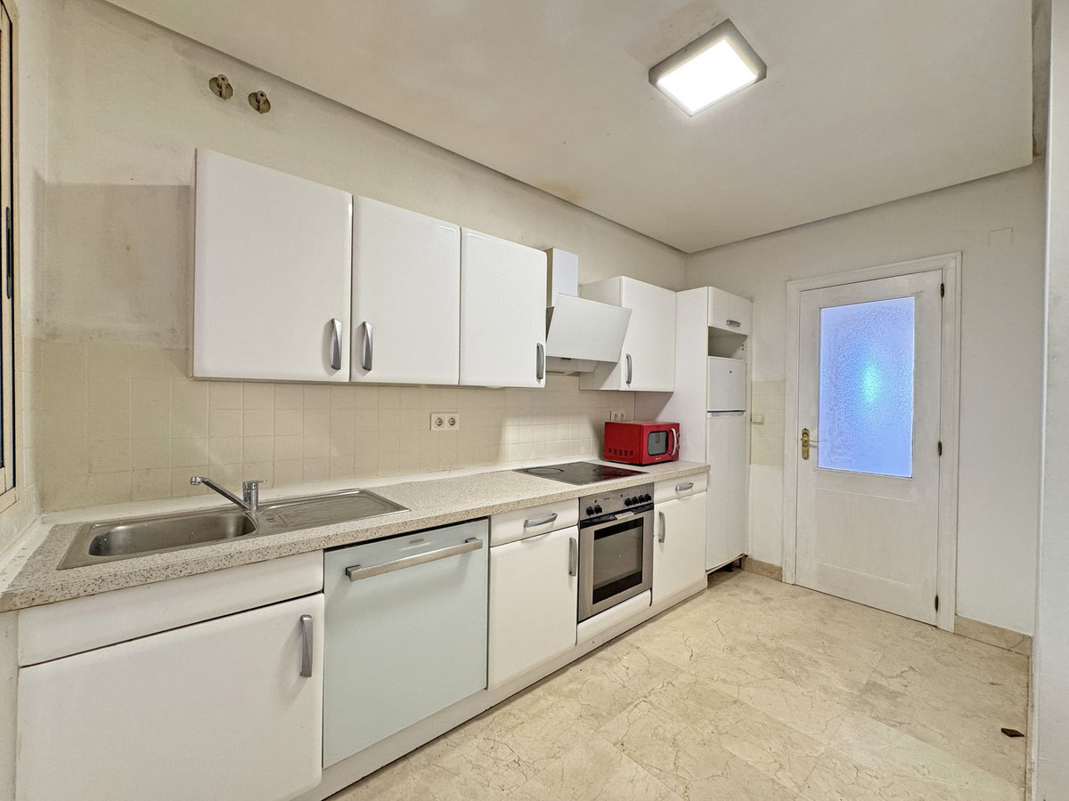 Appartement te koop in Calahonda | 2 slaapkamers H5452258