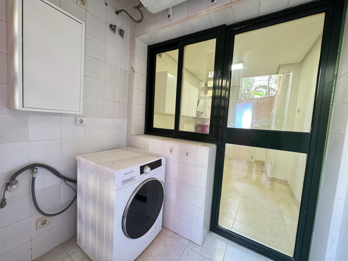 Appartement te koop in Calahonda | 2 slaapkamers H5452258