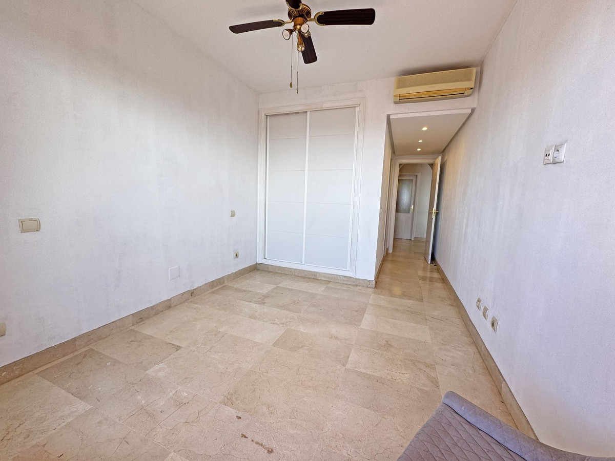 Appartement te koop in Calahonda | 2 slaapkamers H5452258