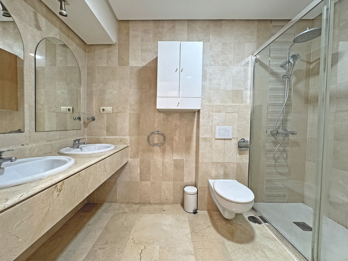 Appartement te koop in Calahonda | 2 slaapkamers H5452258