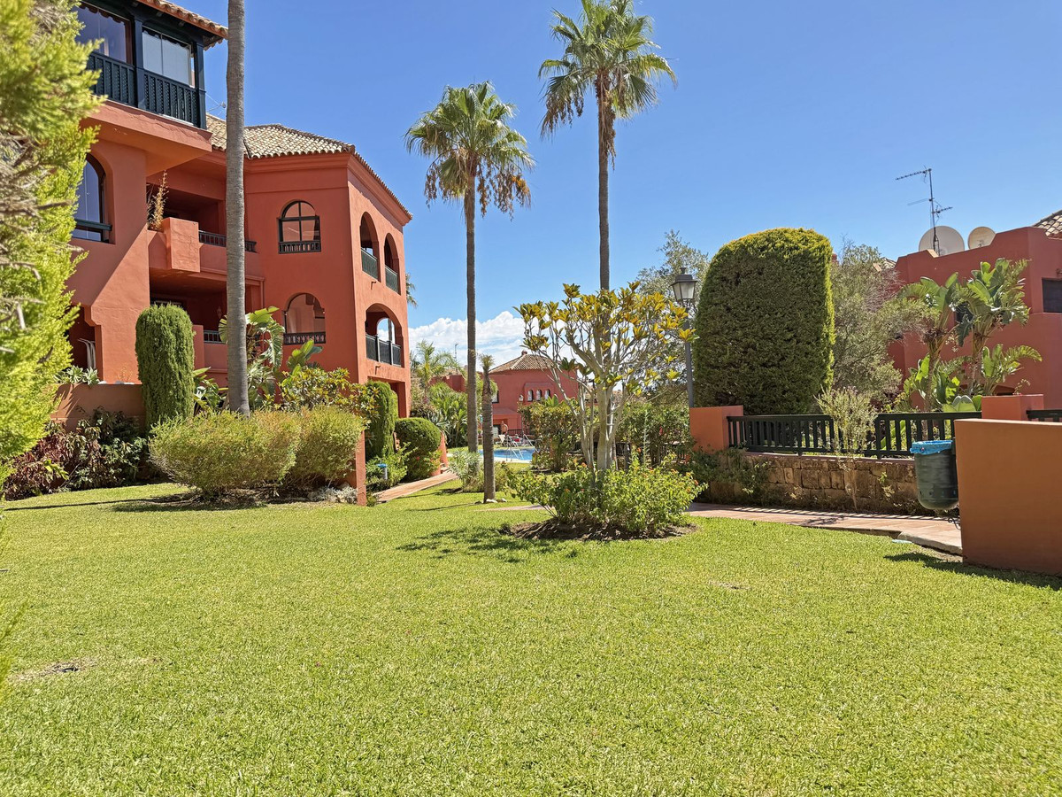 Appartement te koop in Calahonda | 2 slaapkamers H5452258