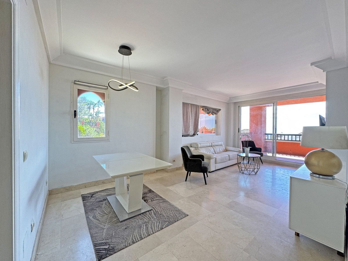 Appartement te koop in Calahonda | 2 slaapkamers H5452258