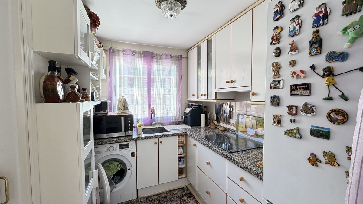 Appartement te koop in Calahonda | 1 slaapkamers H5456029