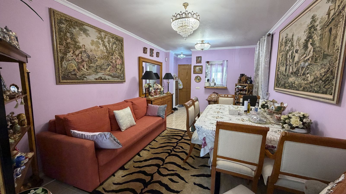 Appartement te koop in Calahonda | 1 slaapkamers H5456029