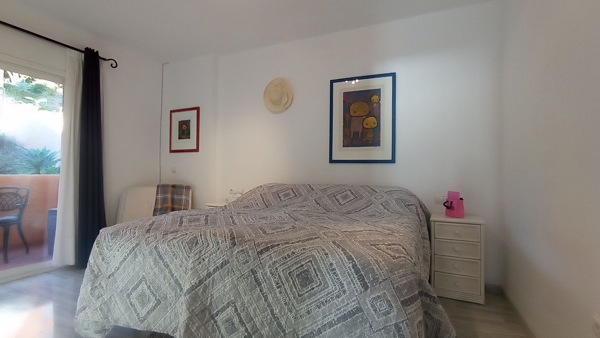 Appartement te koop in Calahonda | 2 slaapkamers H5459215