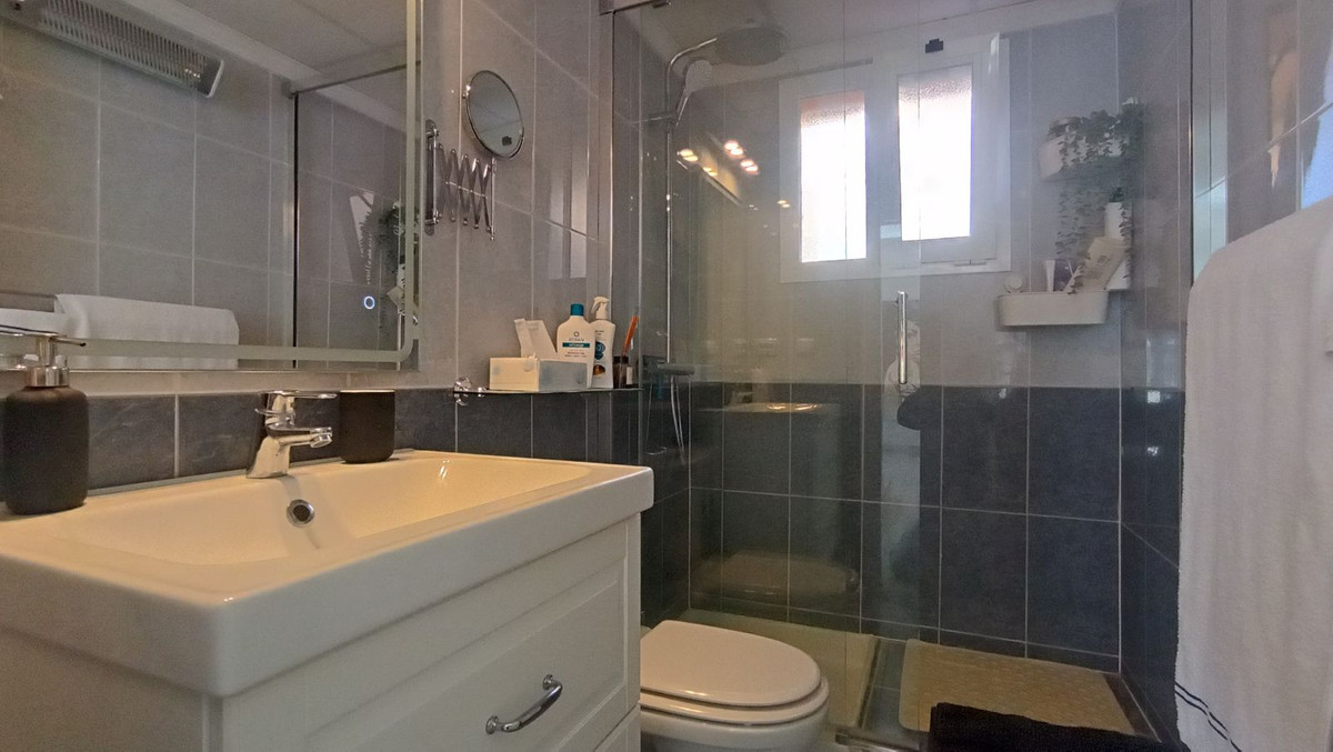 Appartement te koop in Calahonda | 2 slaapkamers H5459215