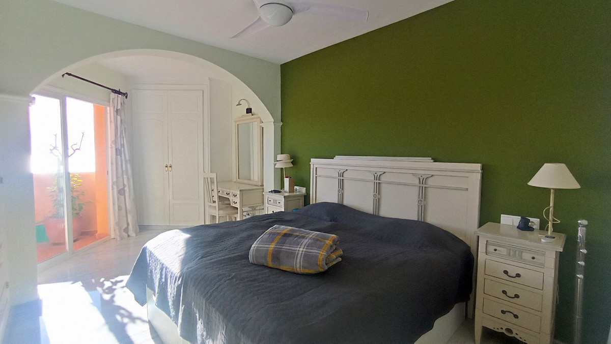 Appartement te koop in Calahonda | 2 slaapkamers H5459215