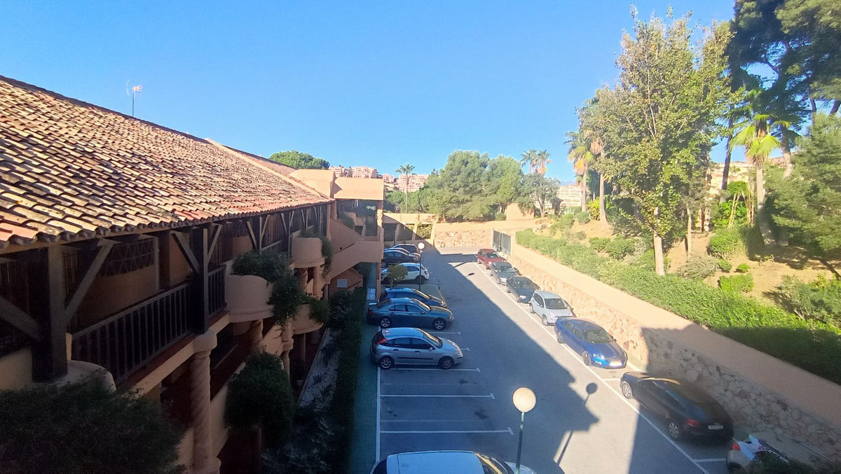 Appartement te koop in Calahonda | 2 slaapkamers H5459215