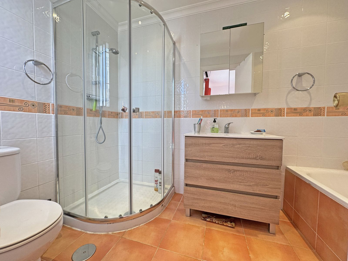 Appartement te koop in Calahonda | 2 slaapkamers H5462347
