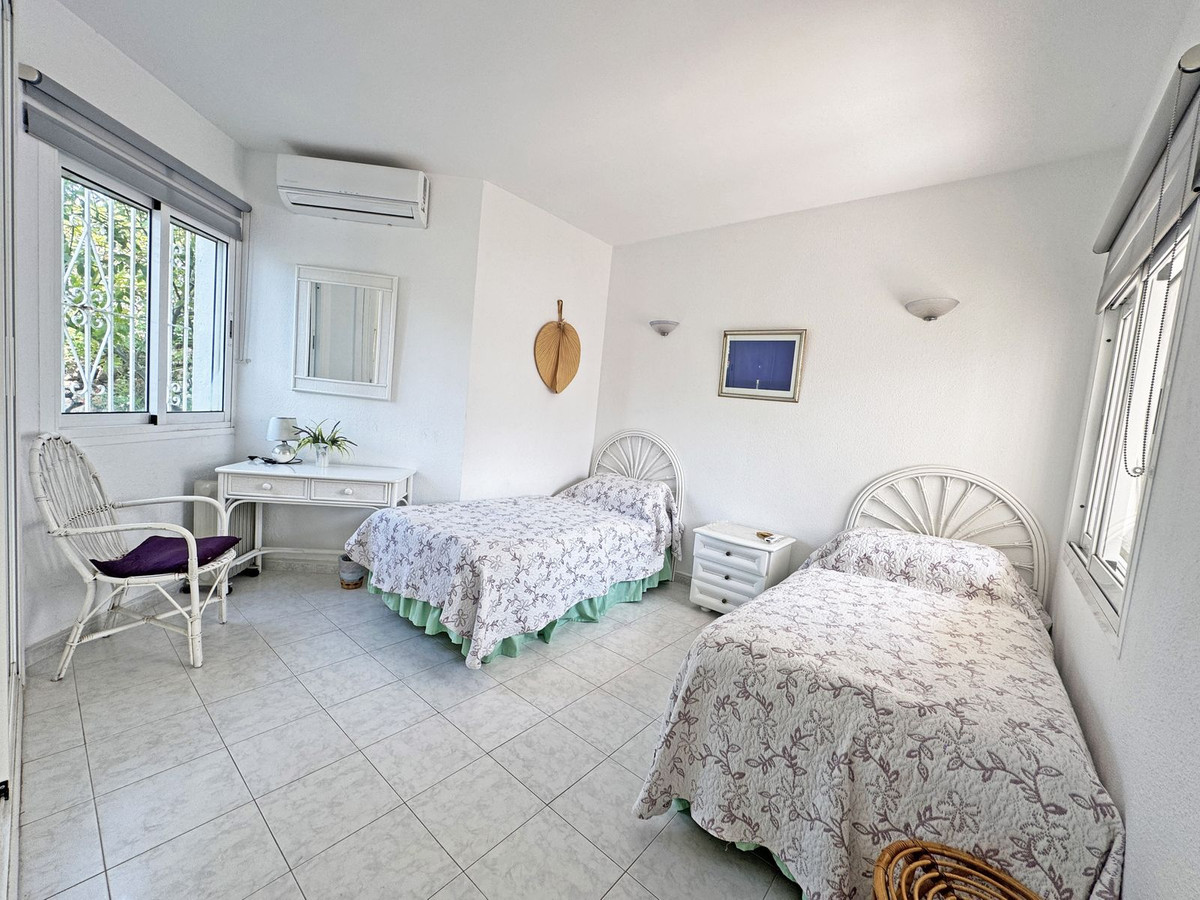 Appartement te koop in Calahonda | 2 slaapkamers H5462347