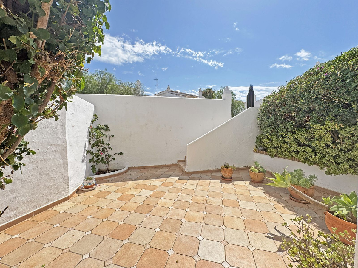 Appartement te koop in Calahonda | 2 slaapkamers H5462347