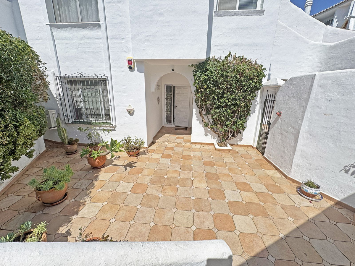 Appartement te koop in Calahonda | 2 slaapkamers H5462347