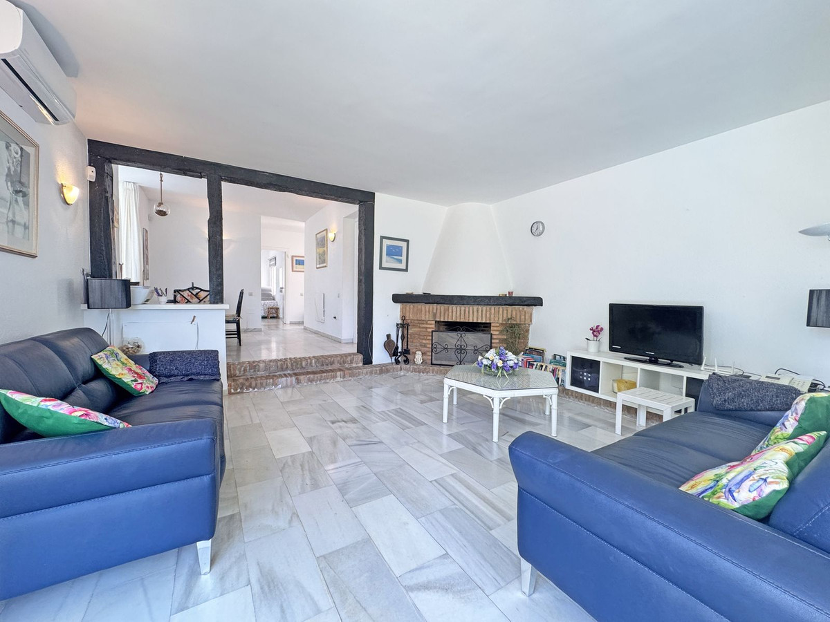 Appartement te koop in Calahonda | 2 slaapkamers H5462347