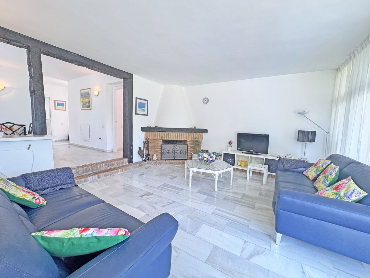 Appartement te koop in Calahonda | 2 slaapkamers H5462347
