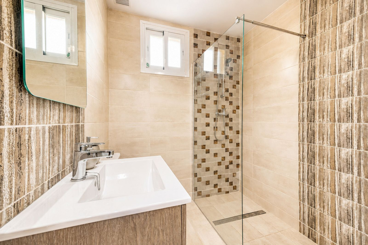 Appartement te koop in Calahonda | 2 slaapkamers H5463217