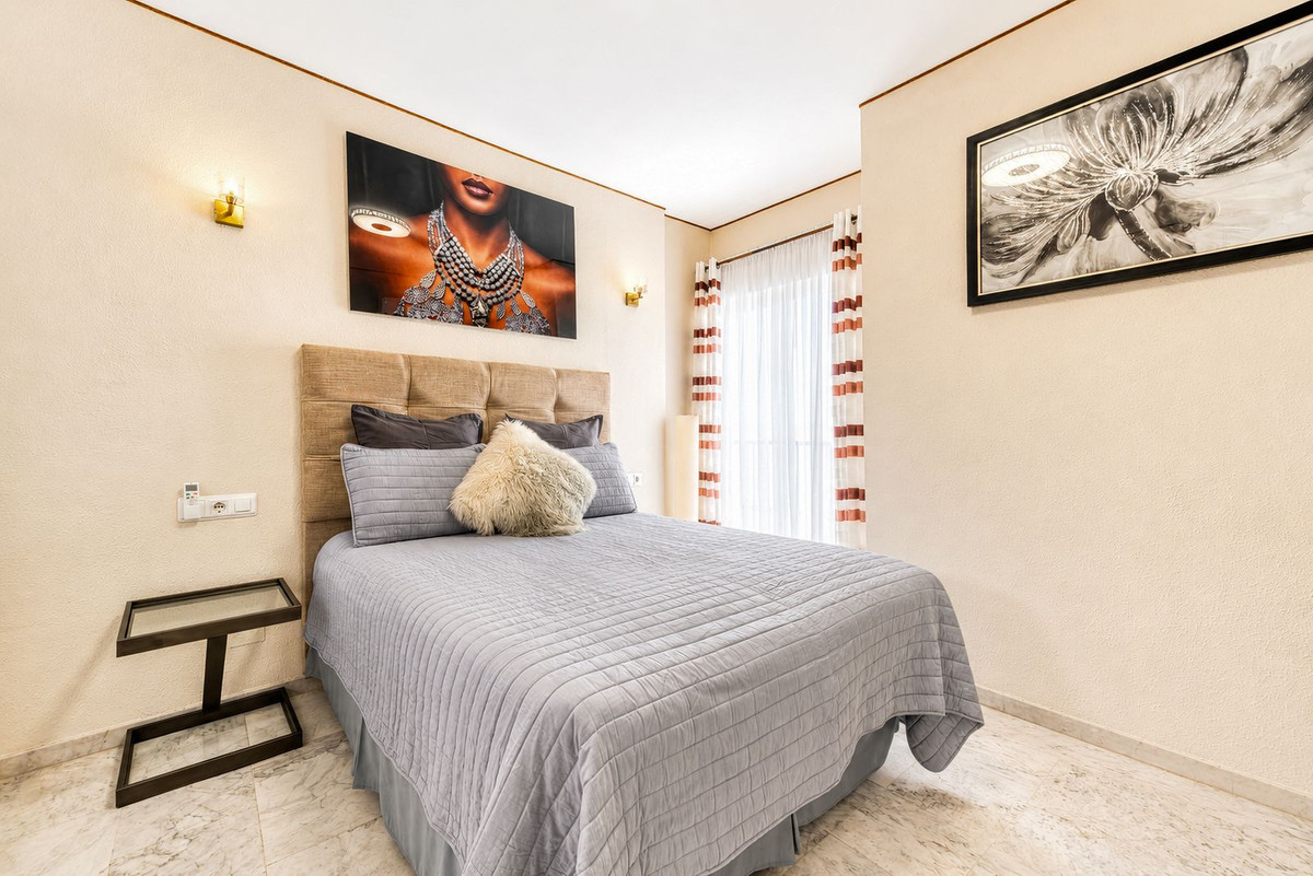 Appartement te koop in Calahonda | 2 slaapkamers H5463217