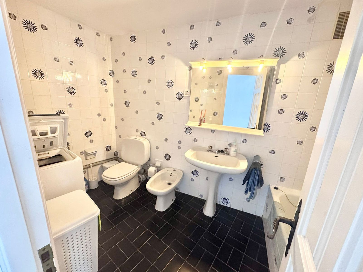 Appartement te koop in Calahonda | 0 slaapkamers H5467753