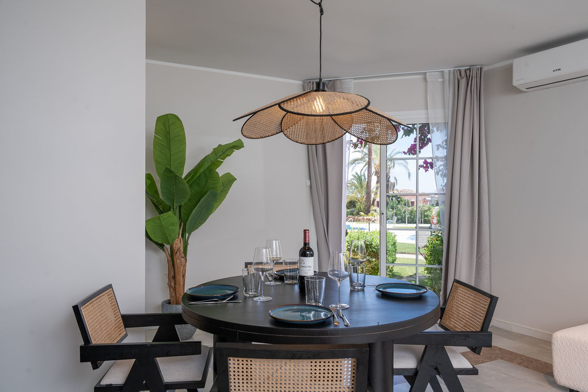 Appartement te koop in Calahonda | 2 slaapkamers H5470465