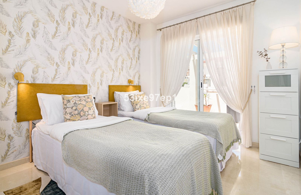 Property main view 44